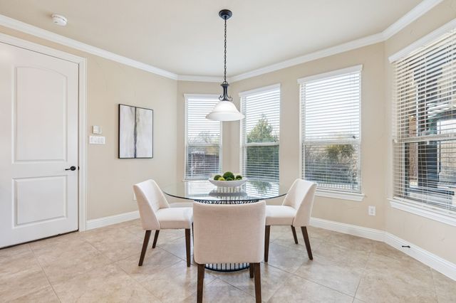 2813 Macquarie Street, Roanoke, TX 76262