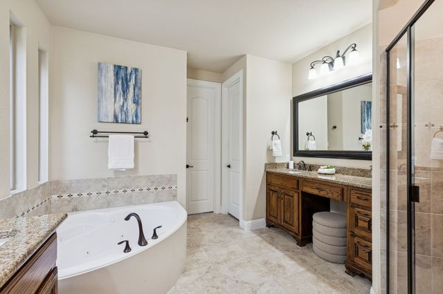 2813 Macquarie Street, Roanoke, TX 76262