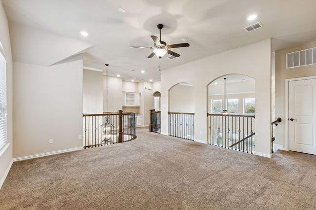 2813 Macquarie Street, Roanoke, TX 76262