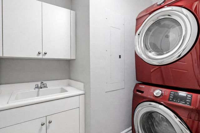 701 S Olive Avenue 1524, West Palm Beach, FL 33401