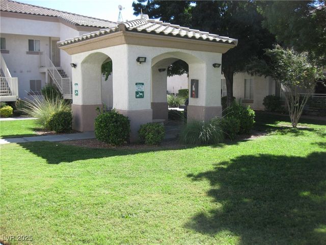 4555 SAHARA Avenue 106, Las Vegas, NV 89104