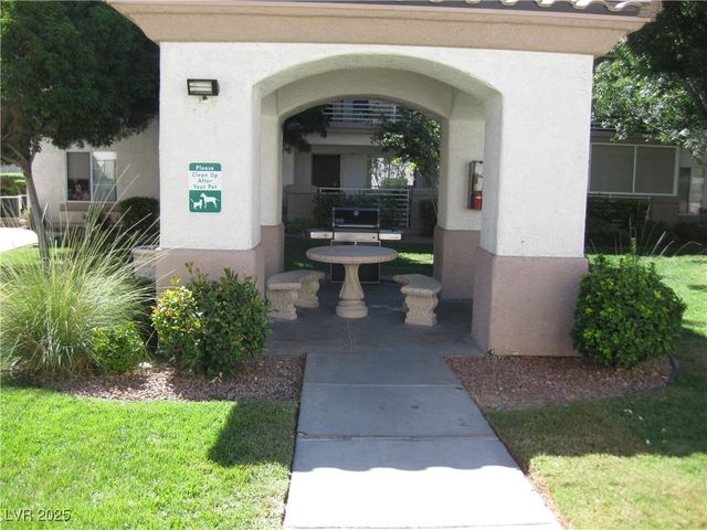 4555 SAHARA Avenue 106, Las Vegas, NV 89104