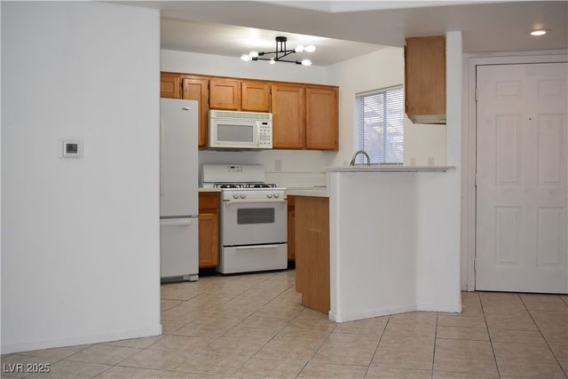 4555 SAHARA Avenue 106, Las Vegas, NV 89104