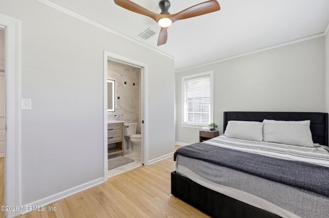 813 OLD HICKORY Road, Jacksonville, FL 32207