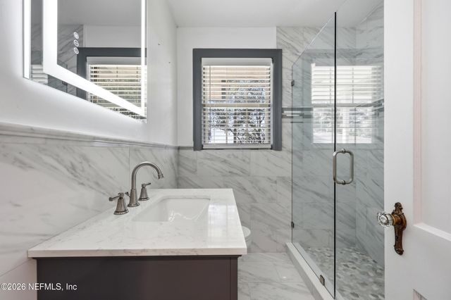 813 OLD HICKORY Road, Jacksonville, FL 32207