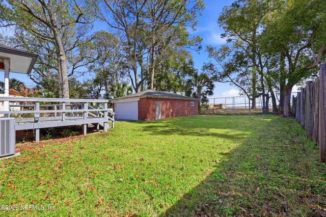 813 OLD HICKORY Road, Jacksonville, FL 32207