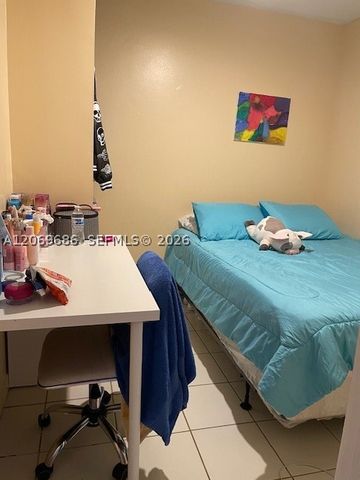 6364 Milk Wagon Ln 6364, Miami Lakes, FL 33014