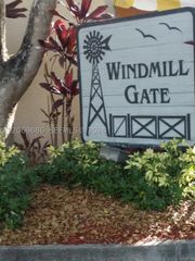 6364 Milk Wagon Ln 6364, Miami Lakes, FL 33014