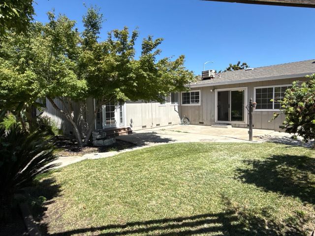 2428 Stanfield Dr, Stockton, CA 95209