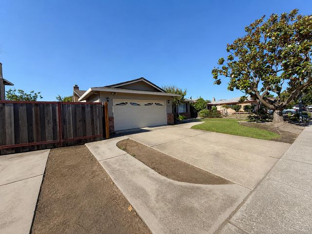 2428 Stanfield Dr, Stockton, CA 95209