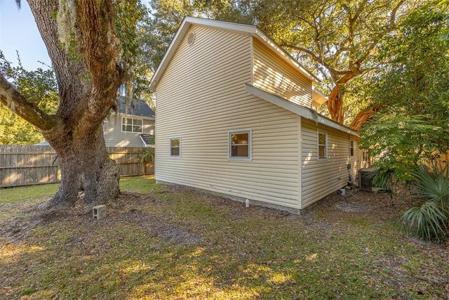 239 Broadway Street, St Simons Island, GA 31522