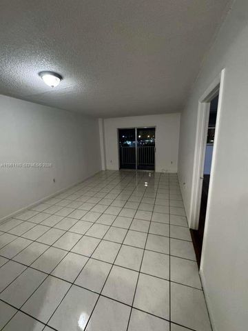 16465 NE 22nd Ave 618, North Miami Beach, FL 33160