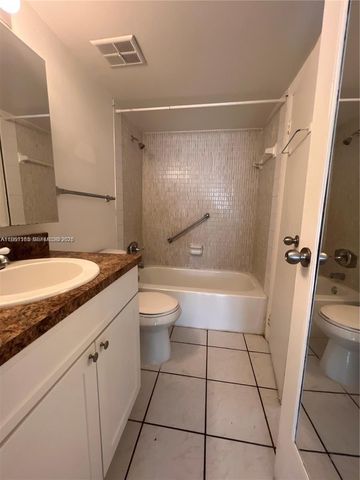 16465 NE 22nd Ave 618, North Miami Beach, FL 33160