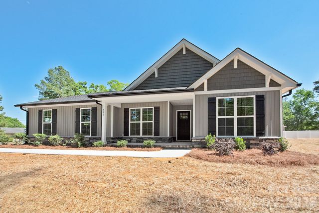 586 Wilhelm Place NE, Concord, NC 28025