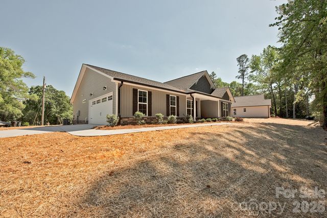 586 Wilhelm Place NE, Concord, NC 28025