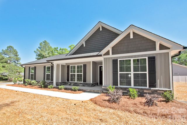 586 Wilhelm Place NE, Concord, NC 28025