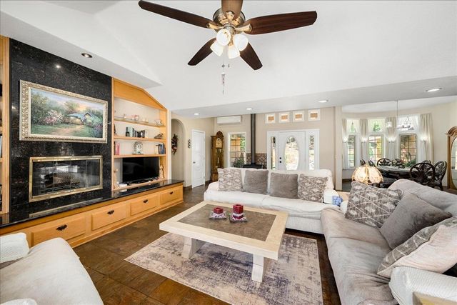 6645 Blackhawk Ln, Foresthill, CA 95631