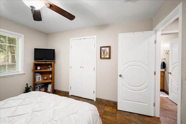 6645 Blackhawk Ln, Foresthill, CA 95631