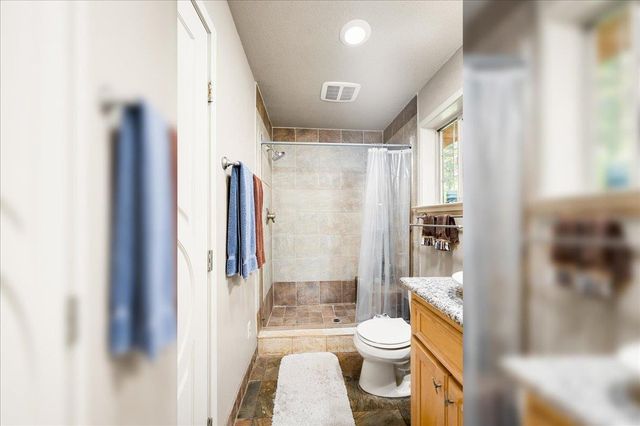 6645 Blackhawk Ln, Foresthill, CA 95631