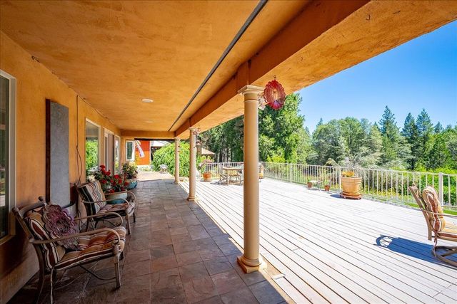 6645 Blackhawk Ln, Foresthill, CA 95631