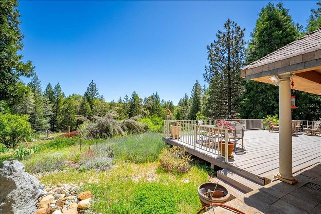 6645 Blackhawk Ln, Foresthill, CA 95631