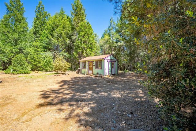 6645 Blackhawk Ln, Foresthill, CA 95631