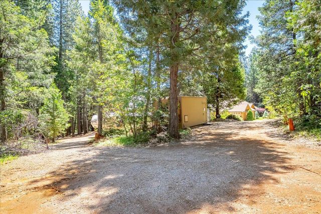 6645 Blackhawk Ln, Foresthill, CA 95631