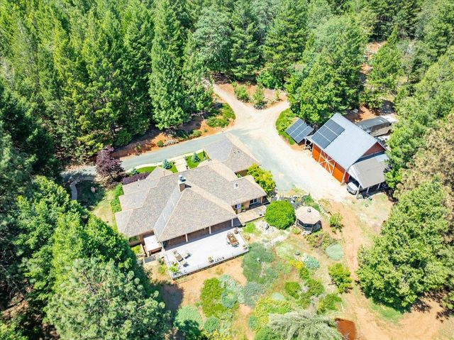 6645 Blackhawk Ln, Foresthill, CA 95631