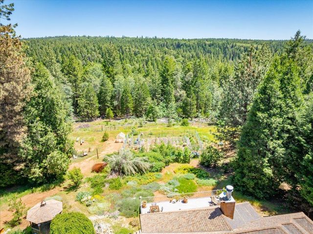 6645 Blackhawk Ln, Foresthill, CA 95631