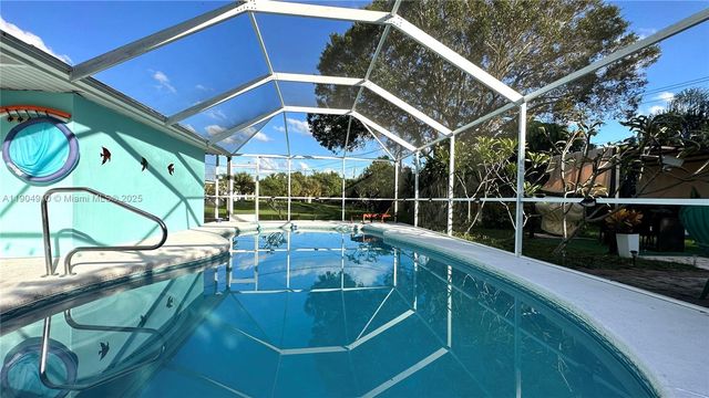 210 Banyan Dr, Port St. Lucie, FL 34952