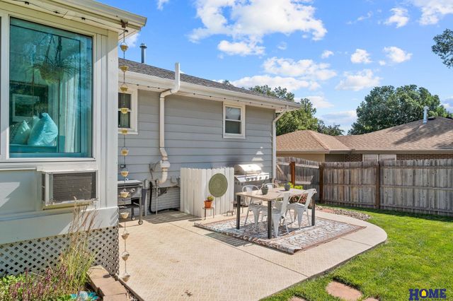 7441 Lexington Avenue, Lincoln, NE 68505