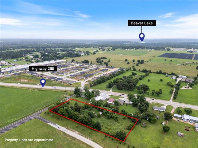 903 McClure Avenue, Lowell, AR 72745