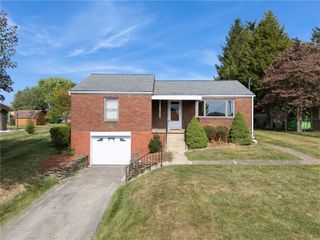 517 Thomas Richard, Hempfield Twp, PA 15601