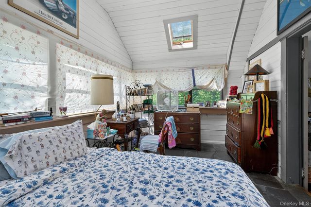 233 Blooming Grove Turnpike, New Windsor, NY 12553