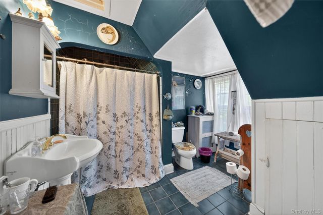 233 Blooming Grove Turnpike, New Windsor, NY 12553