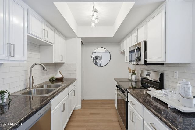 740 W ELM Street 218, Phoenix, AZ 85013