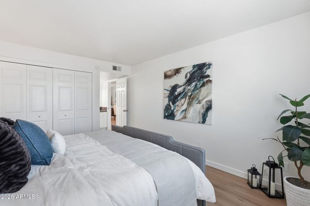 740 W ELM Street 218, Phoenix, AZ 85013