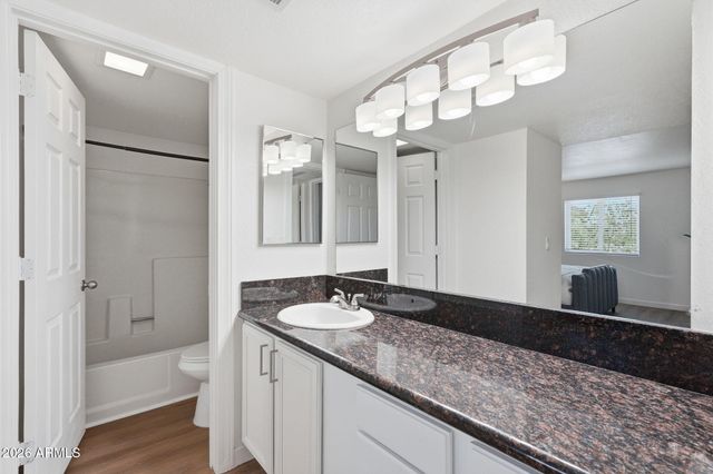 740 W ELM Street 218, Phoenix, AZ 85013