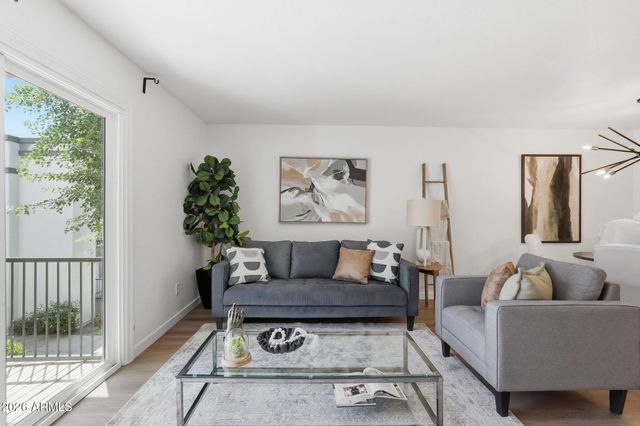 740 W ELM Street 218, Phoenix, AZ 85013