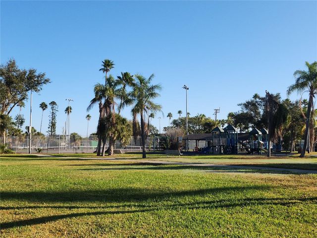 3207 W MARITANA DRIVE, St Pete Beach, FL 33706