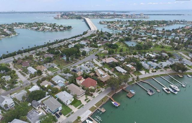 3207 W MARITANA DRIVE, St Pete Beach, FL 33706