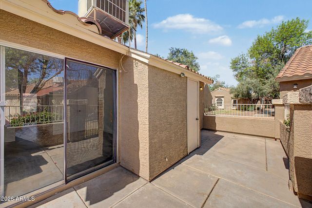 7040 W OLIVE Avenue 40, Peoria, AZ 85345