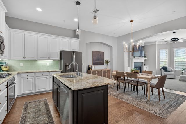 2667 Nottingham Drive, Lewisville, TX 75067