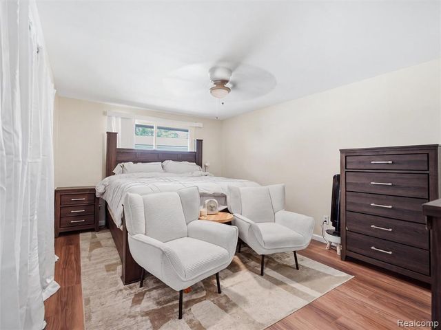 27545 Abington Street, Southfield, MI 48076