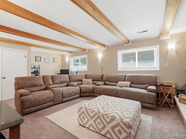 27545 Abington Street, Southfield, MI 48076