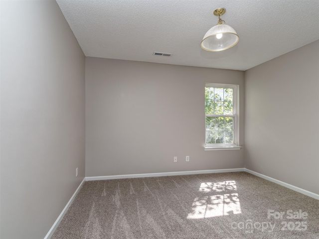 4208 Everest Drive, Gastonia, NC 28054