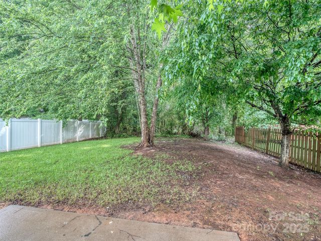 4208 Everest Drive, Gastonia, NC 28054