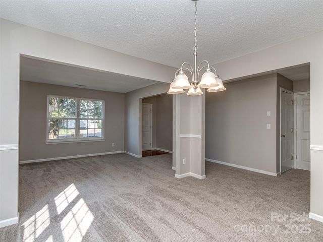 4208 Everest Drive, Gastonia, NC 28054