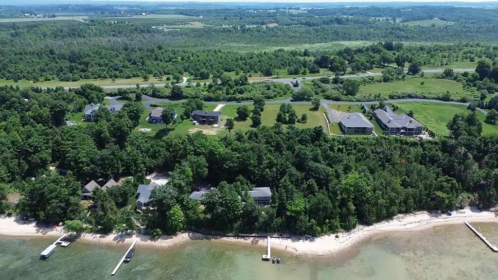 000 Bayridge Drive, Williamsburg, MI 49690