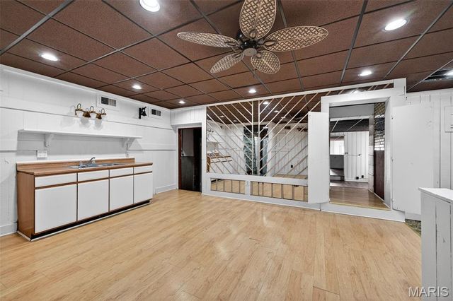 4535 S Grand Boulevard, St Louis, MO 63111